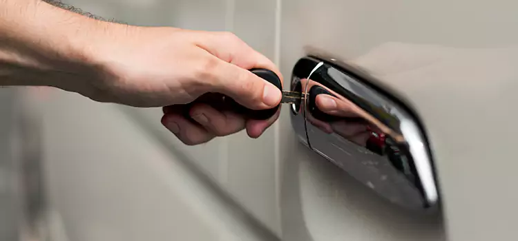 Why Choose Our Auto Locksmith Team in Middletown, CT?